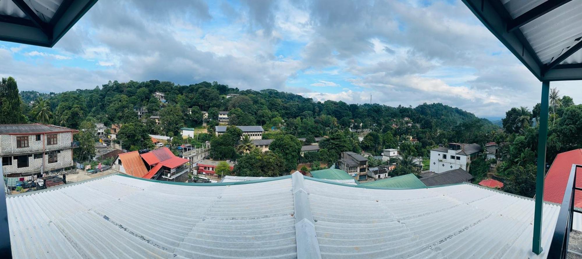 The Sky Tents Kandy Exteriör bild